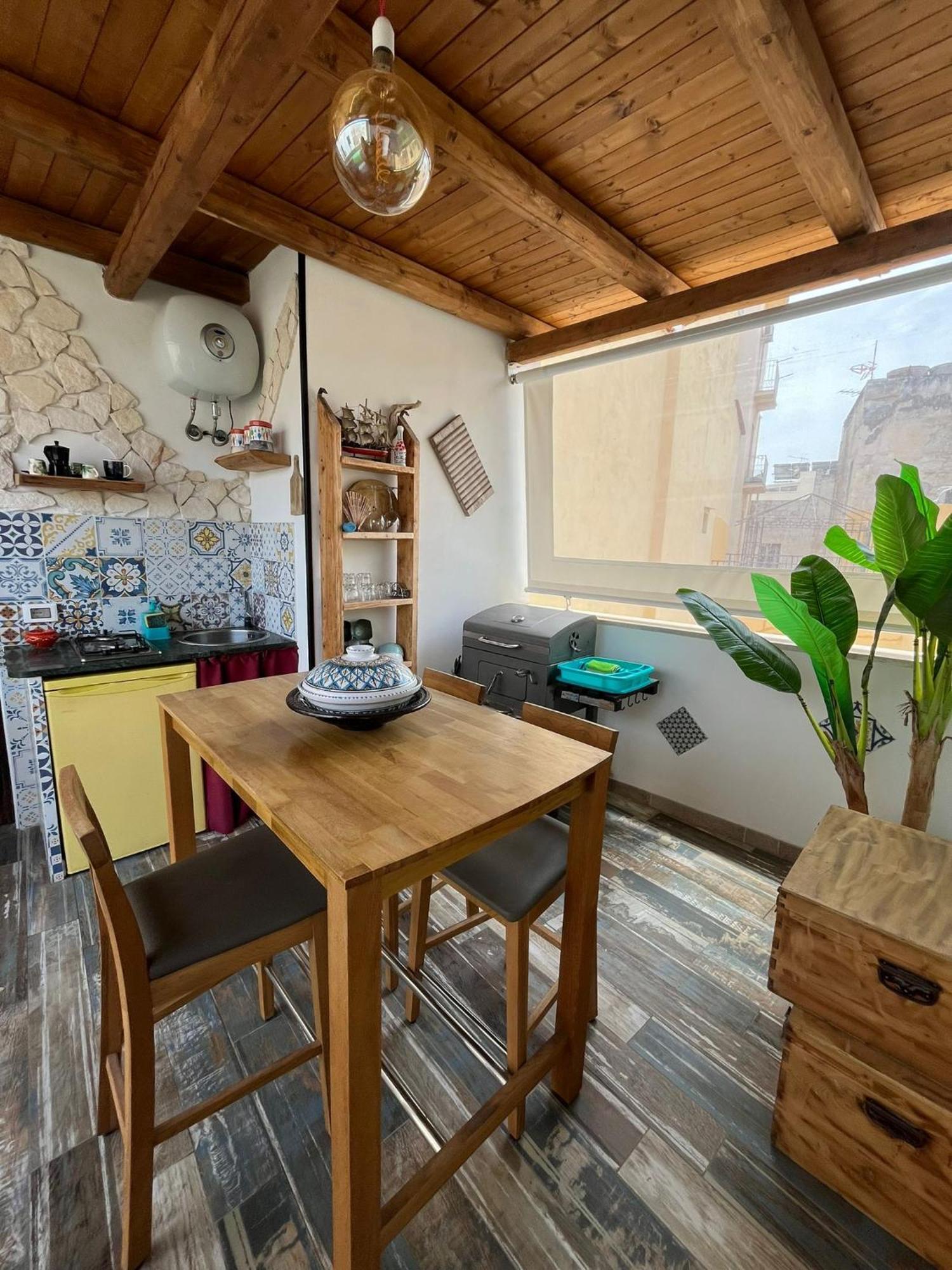 Casa Alta Leilighet Trapani Eksteriør bilde
